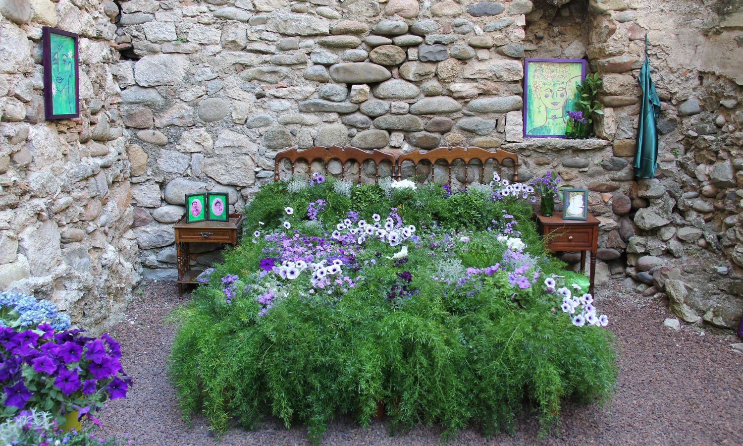 43 Best Pictures Decorative Compost Bin / Kitchen Compost Bin: Big Green Compost Bucket | Gardeners.com